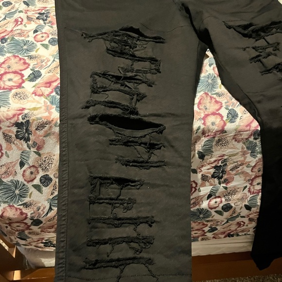 NWT torrid/Tripp nyc collab size 16 distressed black jeans - Picture 3 of 4